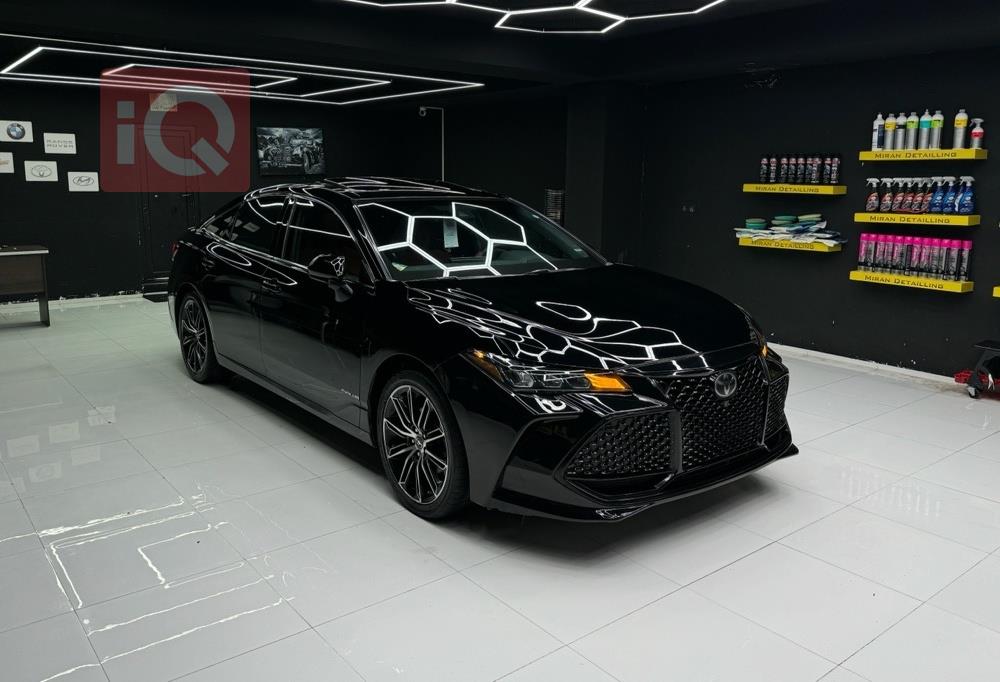 تويوتا أفالون